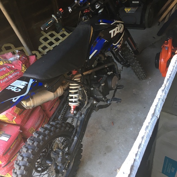 Meet your Posher, Andrew - Picture 1 of 1